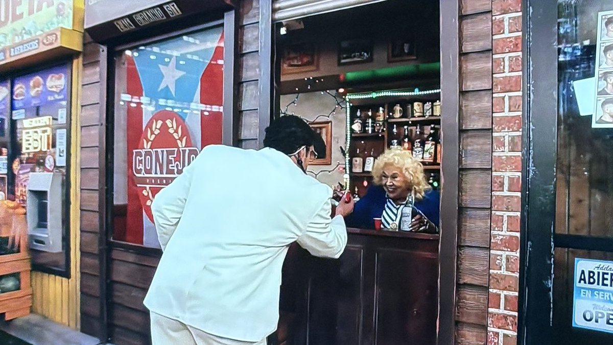 Here’s the moment when the iconic Toñita serves a drink to Bad Bunny in the middle of the #Halftime of the #SuperBowlLX
