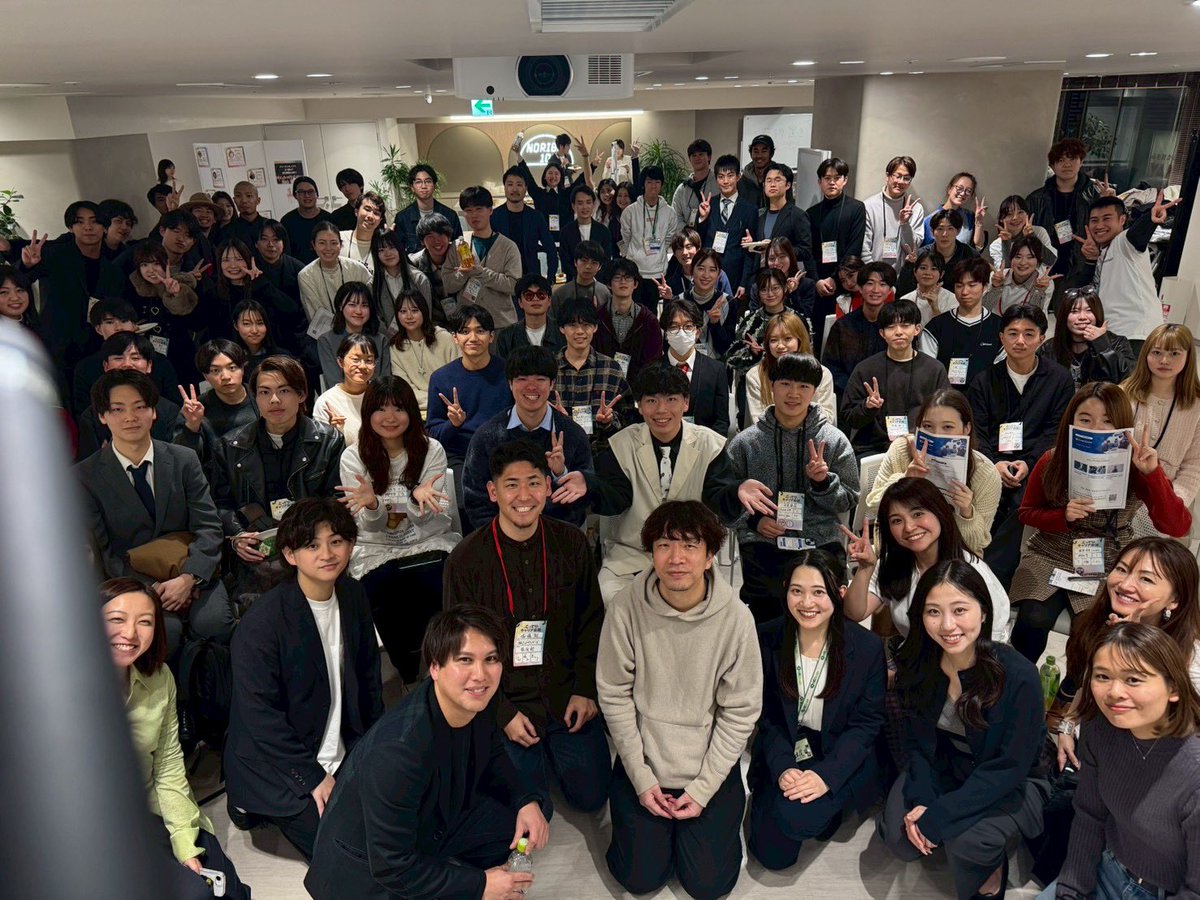 hitom_iet's tweet image. #こってりキャリア会議 無事終了‼️

約60人もの関西の学生が一堂に会した、激アツイベントとなりました❤️‍🔥

豪華ゲストによるセッションも、少人数で社会人と対談できるトークブースも、どちらも大盛り上がり😳

"人生をうごかす" ような企画をできるよう、今後とも頑張っていきます！✊🏻🔥
#Sworkers