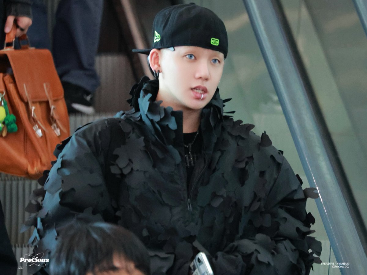 PreCious. tweet media