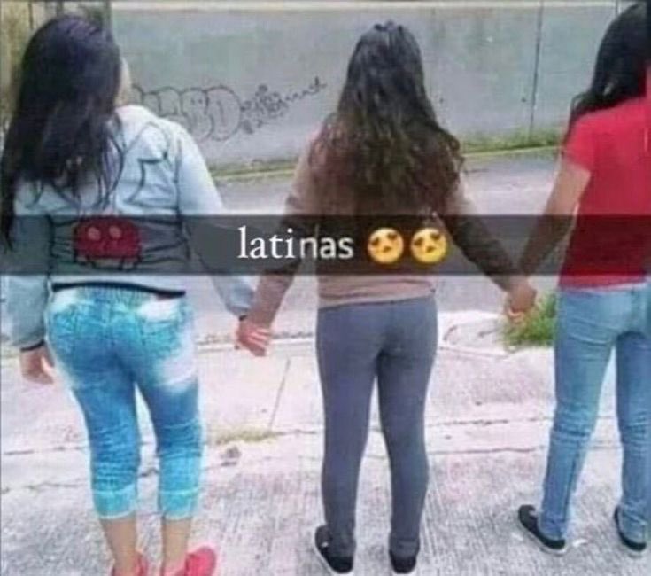 notgwendalupe's tweet image. Bad Bunny's casita guests