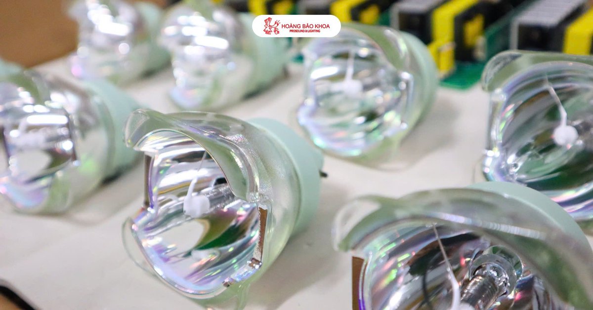 Turbosoundviet1's tweet image. ⚡ NEW IN STOCK | AUDIO &amp;amp; LIGHTING ACCESSORIES 
Jacks &amp;amp; bulbs now available at Hoàng Bảo Khoa. Ready stock, fast delivery, ideal for installers &amp;amp; rental systems.
📩 Inbox us now
#HoangBaoKhoa #AudioAccessories #LightingAccessories #ProAV