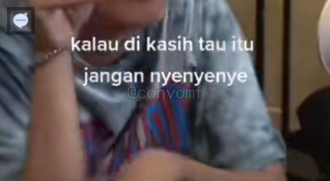 Orangnya jdi makin tertutup. Akun ig di-private,  grup gede di-lock selamanya (katanya), cuma buat drop jualan. Yg mau beli suruh japri aja.

Dih emang masih ada yg mau beli? Ayo keluar kak, minta maaf deh minimal. Ke mana arogansimu yg dulu wkwkwk