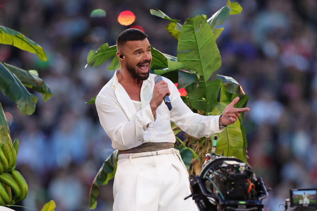 Genius's tweet photo. bad bunny brought out surprise guests lady gaga and ricky martin during his apple music super bowl LX halftime show, adding some iconic cameos to an already historical performance 🔥🏟️

who else did you spot during the benito bowl? 👀 https://t.co/hj615so1IL