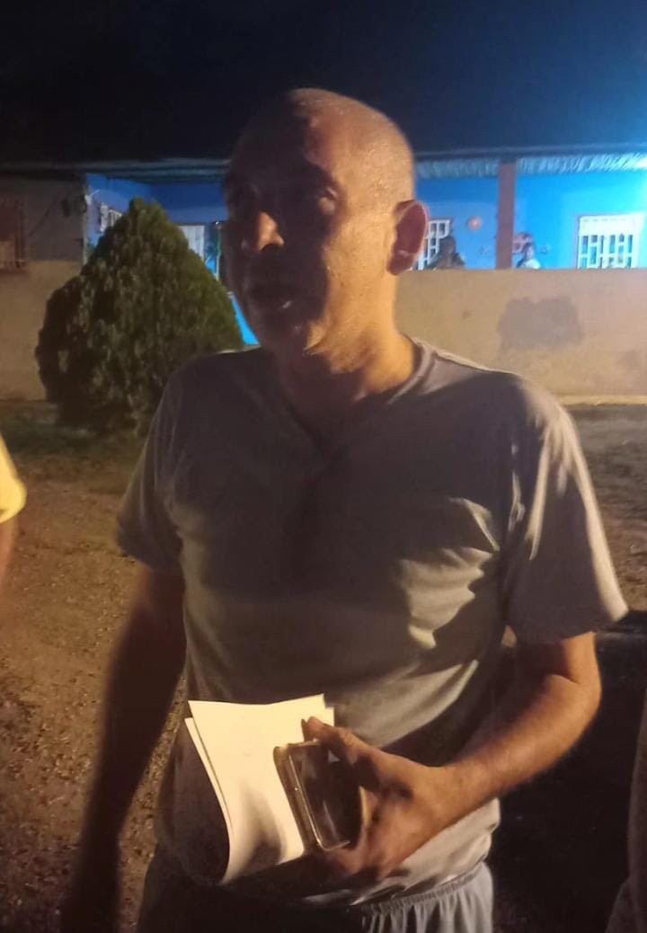 #Feb8 | Excarcelado mi primo Darío Estrada Perozo, preso político detenido desde 2020. Fue arrestado arbitrariamente por el SEBIN, condenado a 30 años pese a tener autismo. Acusado injustamente de boicot a la AN con un expediente fabricado por el Gobierno. #Venezuela #DDHH