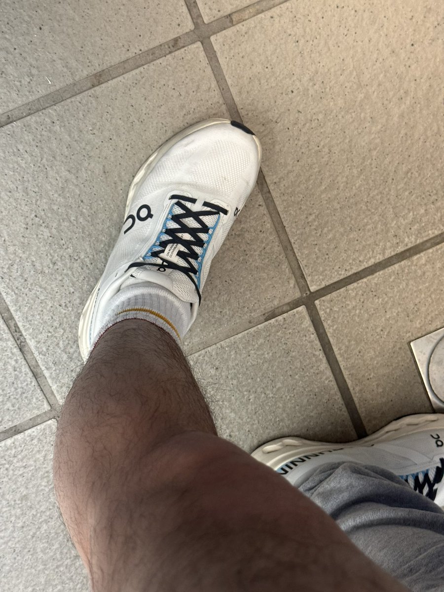 張折。拆²折² tweet media