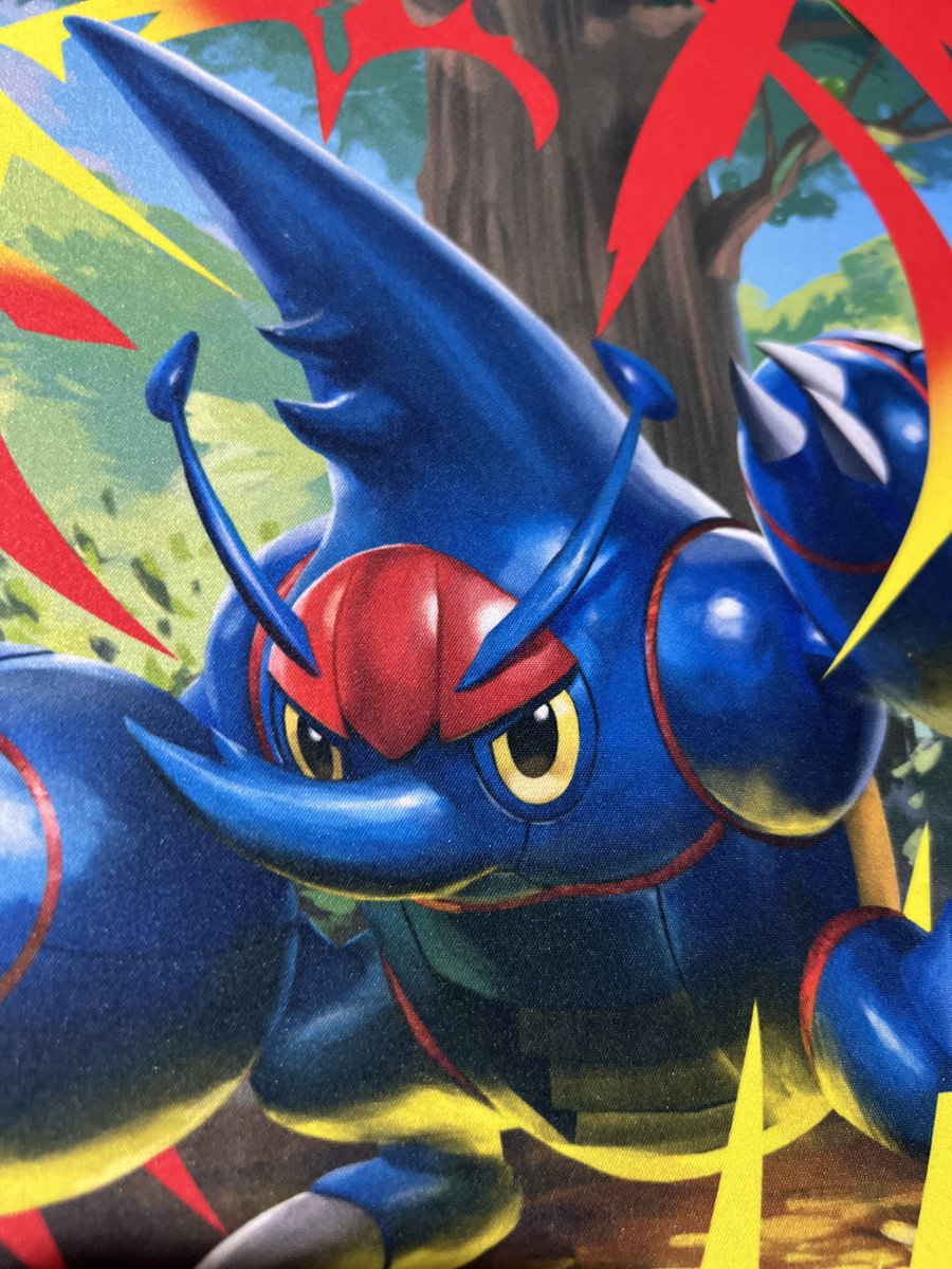 Ayer jugué mi primer regional de Pokémon (5-3). Empecé a jugar hace 2 semanas, quizás no fue el mejor resultado, pero me encontré con gente que no veía hace tiempo, las risas no faltaron y, en general, se pasó muy bien 😄.

Ahora a prepararme para One Piece 

#playPokemon