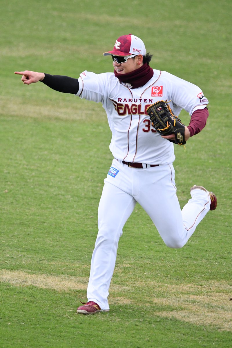 私の球春到来🌸 久しぶりのユニ姿🥳 #伊藤裕季也