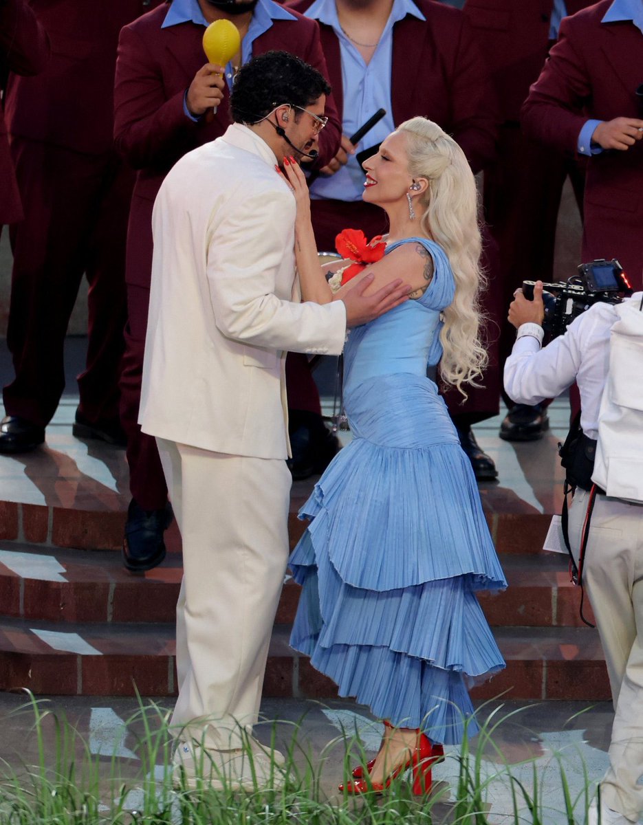 pop culture gal tweet media