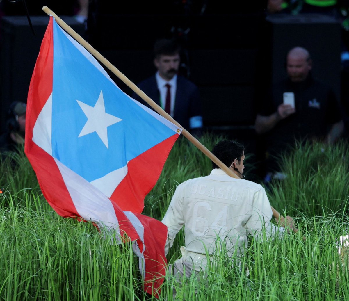 2000s (@popculture2000s) on Twitter photo 