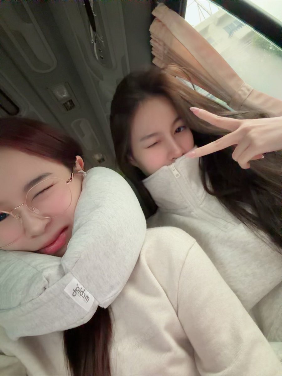 babeebooo_O's tweet image. 🦌 : พรุ่งนี้เราก็จะเจอกัน แล้วก็้เติมแมวอีกตัวนึงแต่เช้าเลยนะคะ

เข้าใจทีเคทุกอย่าง…

คนไม่มีแมวเป็นของตัวเองก็ลำบากหน่อยนะ😔

#TKphinyanech
#nurdesoraya
#TKNur