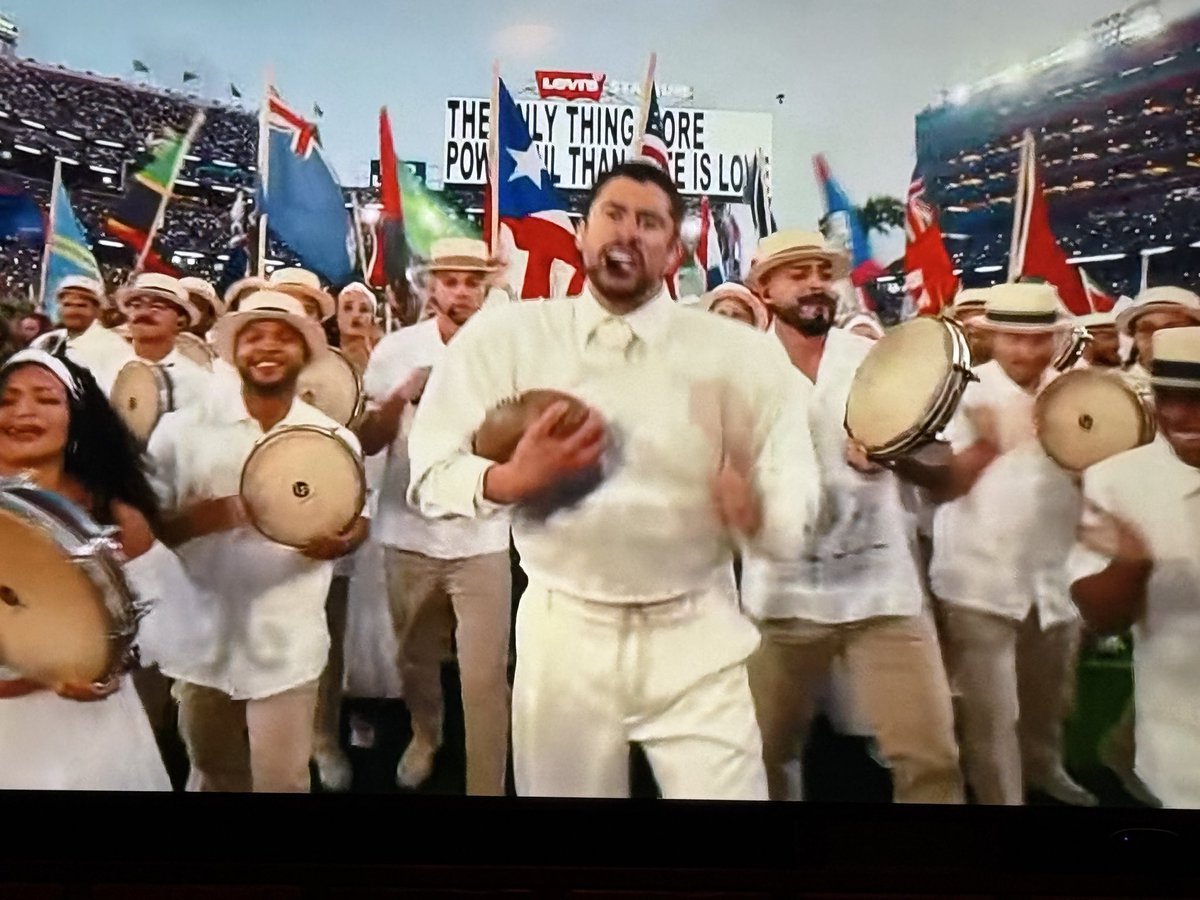 HIGHandTIGHT tweet media