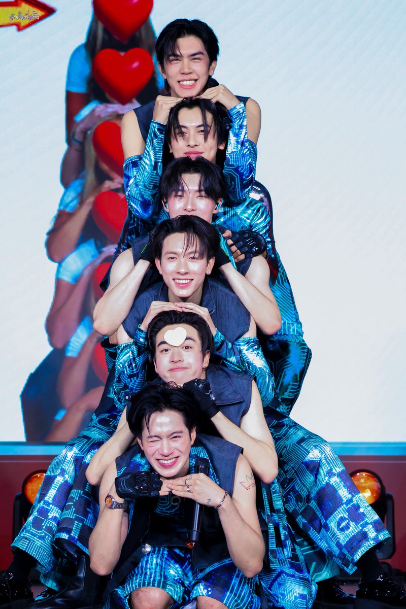 yyying_yy's tweet image. 2026.02.08 | #PROXIEth

6 ก้อนที่น่ารักมั่กก 
🧡💛💚🩷🩵💜

#PROXIEGun #PROXIEKim
#PROXIEChokun #PROXIEGorn
#PROXIEOnglee #PROXIEVictor 
#PROXIE1stFANCONinTPE