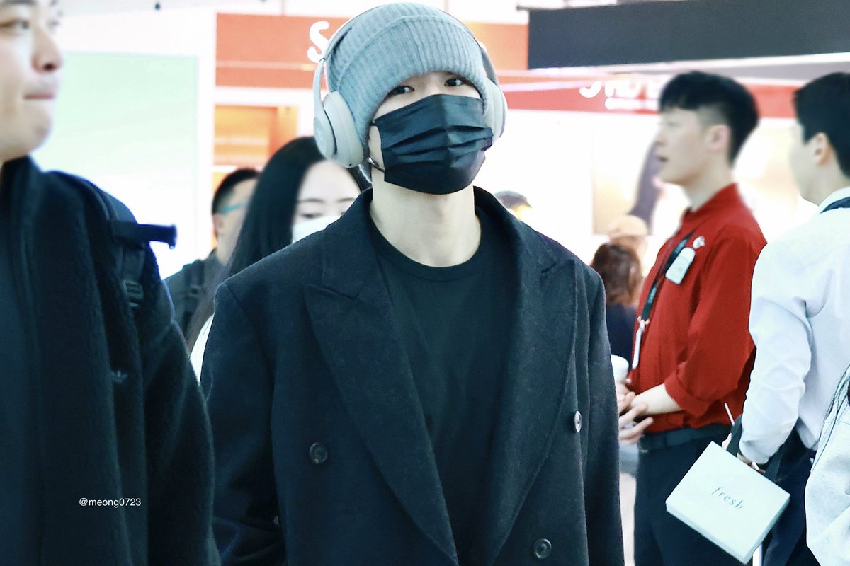 meong0723's tweet photo. 260209 ICN

#윤재혁 #YOONJAEHYUK #ジェヒョク
#트레저 #TREASURE https://t.co/hIGgPjMuIO