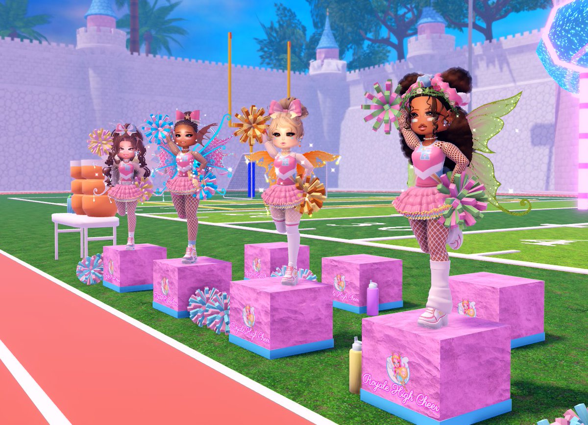 l0vehenni's tweet photo. The Super Bowl is happening right now!!! 🏟 🏈 
And The Girls are here cheering right along! 🤗 
What team are you rooting for? 
(The Girls flashback photoshoot) https://t.co/CeKe7Ld567