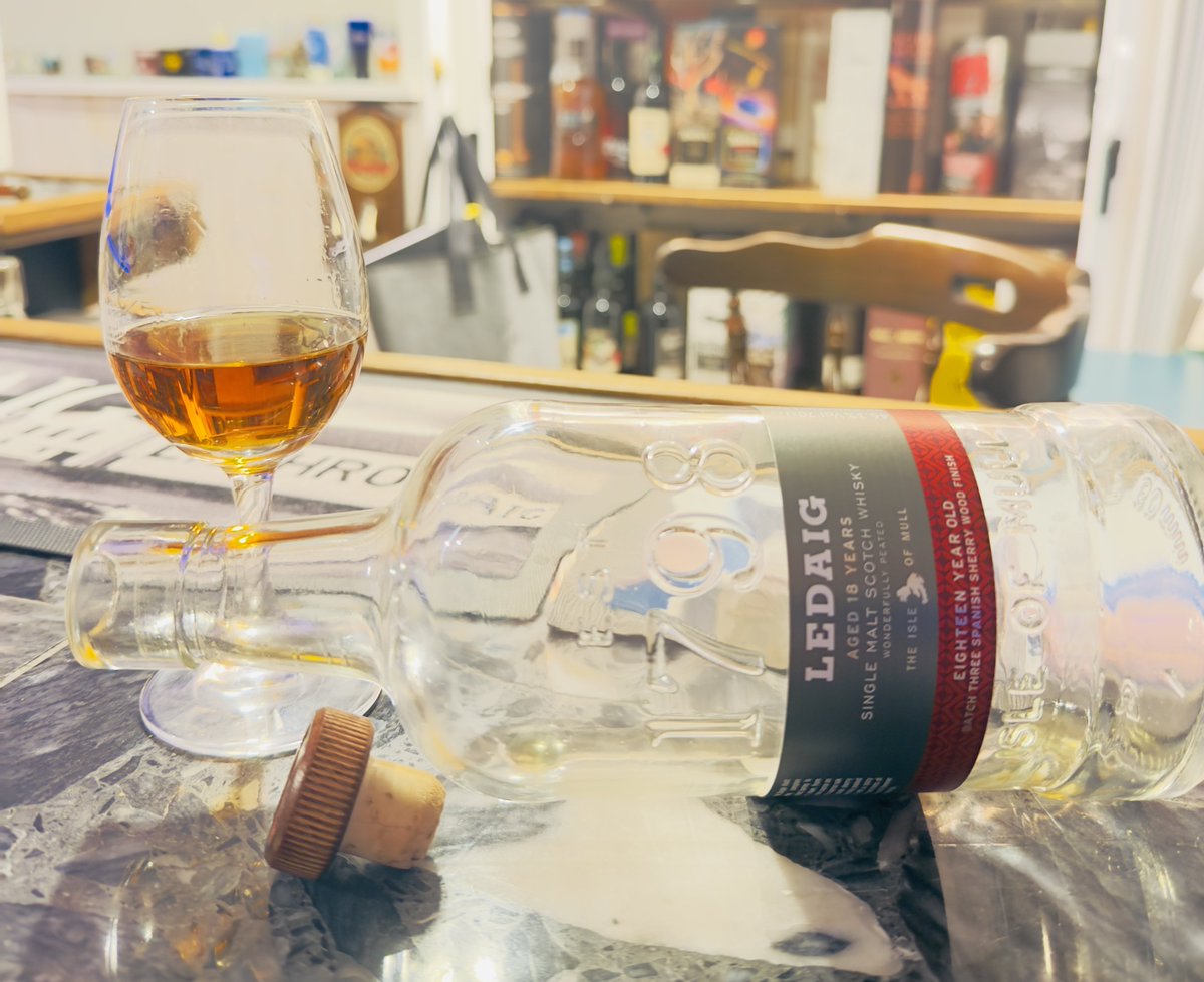 DartmouthDrams's tweet photo. Goodbye my friend.
#heelslayer https://t.co/vjkD1pkOEr