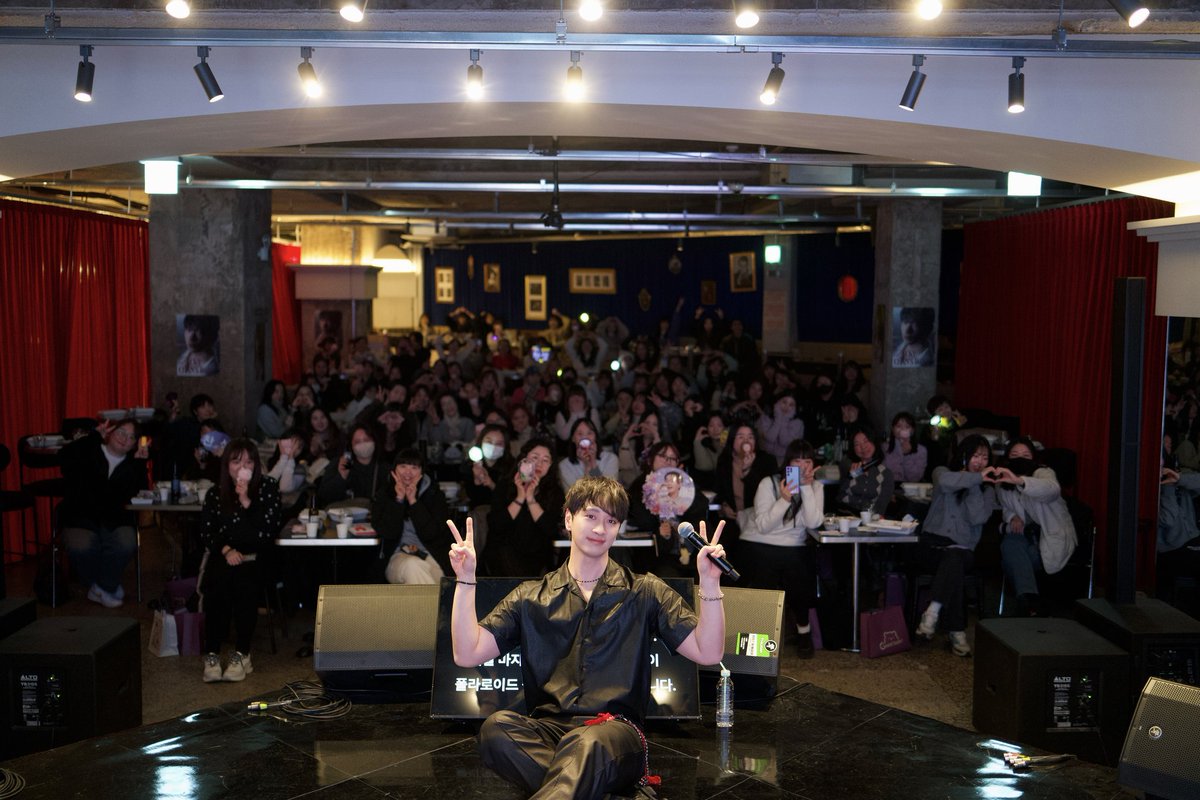 ljuly_ent's tweet image. [황찬성] Lucky Chan’s Day🍀

찾아와 주신 여러분 덕분에 행복하게 마무리했습니다!

함께 웃고, 함께 즐긴 그 순간들을
영원한 추억으로 간직해 주셨으면 좋겠어요🎁

한결같은 마음으로 응원해주셔서 진심으로 감사합니다💜

나의 빛과 소금, 오래 보자!

#황찬성 #찬성 #CHANSUNG
#2PM #チャンソン