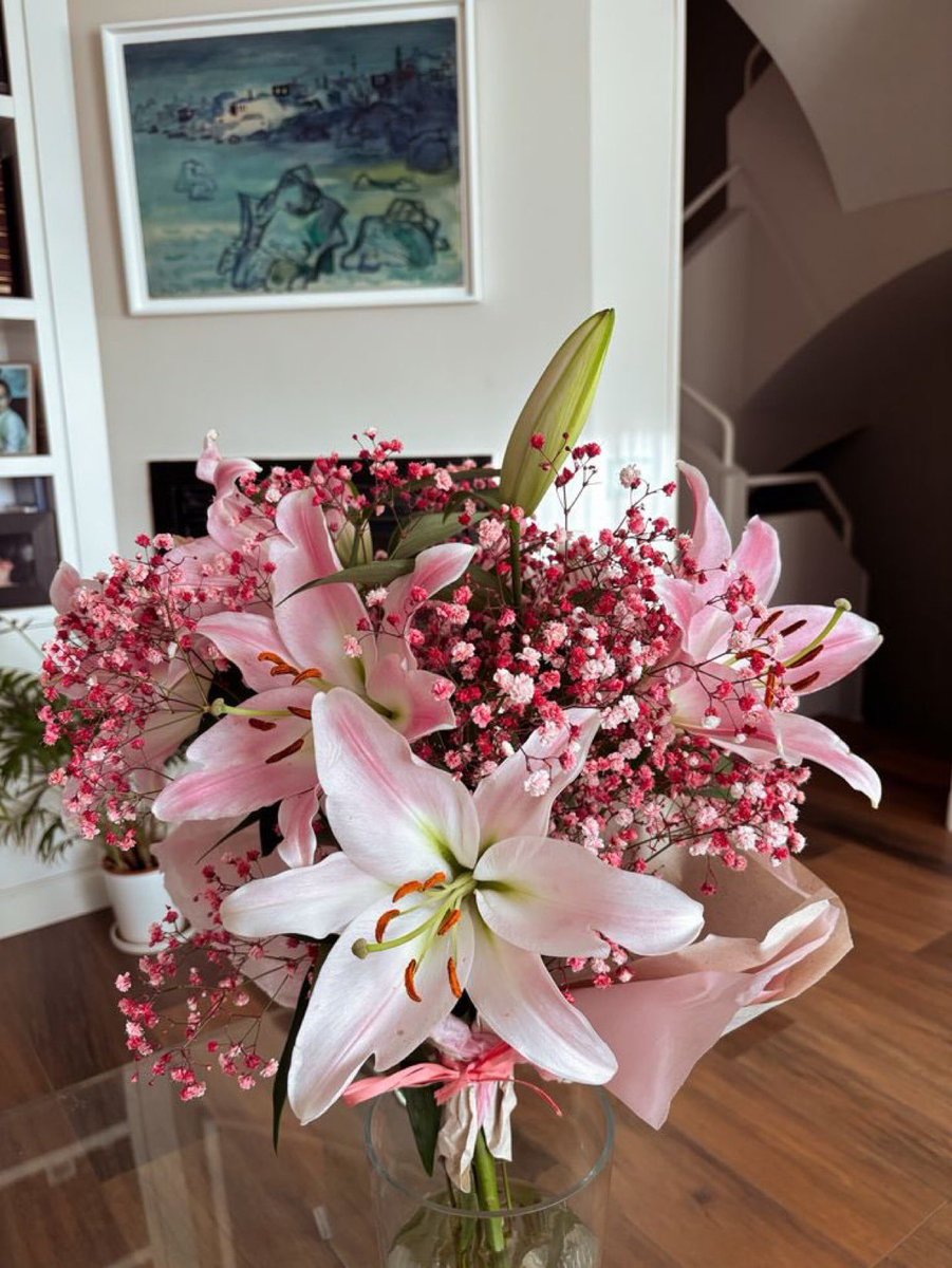 Flower Flicks tweet media