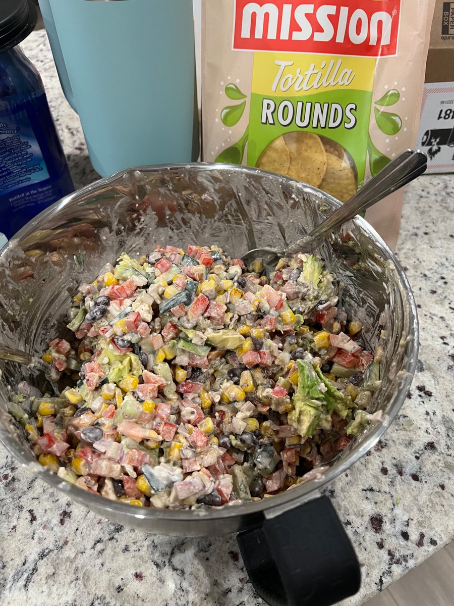 As the adult that I am I was super excited to use my brand new veggie chopper… but now I have this yummy scoopable salad from now until the foreseeable future 😳 you can’t tell well in the pic but this bowl is DEEP