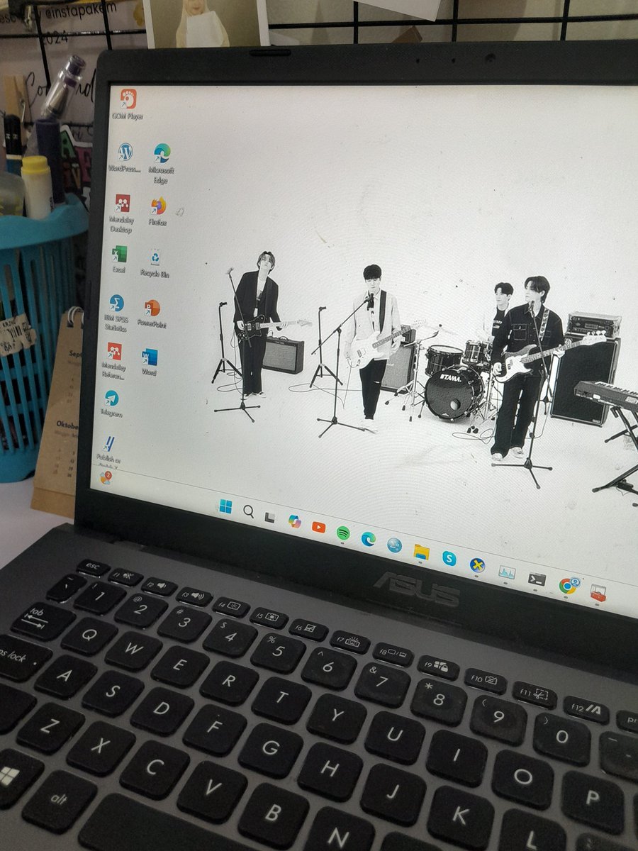 yupii🍭 tweet media