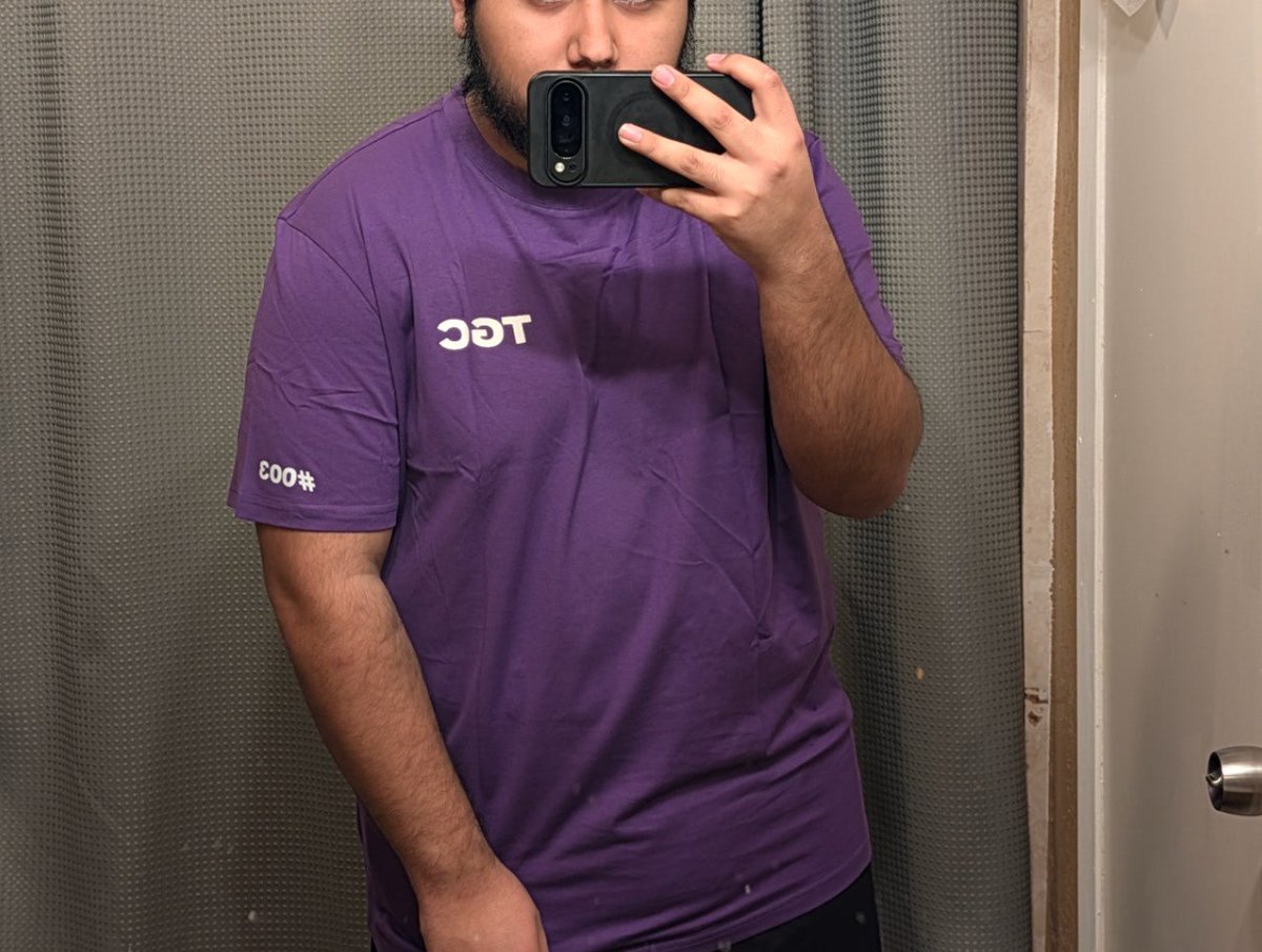 BearIsBadAtGame's tweet photo. Love my new shirt! @glarses1 https://t.co/tcW3xfGW2s