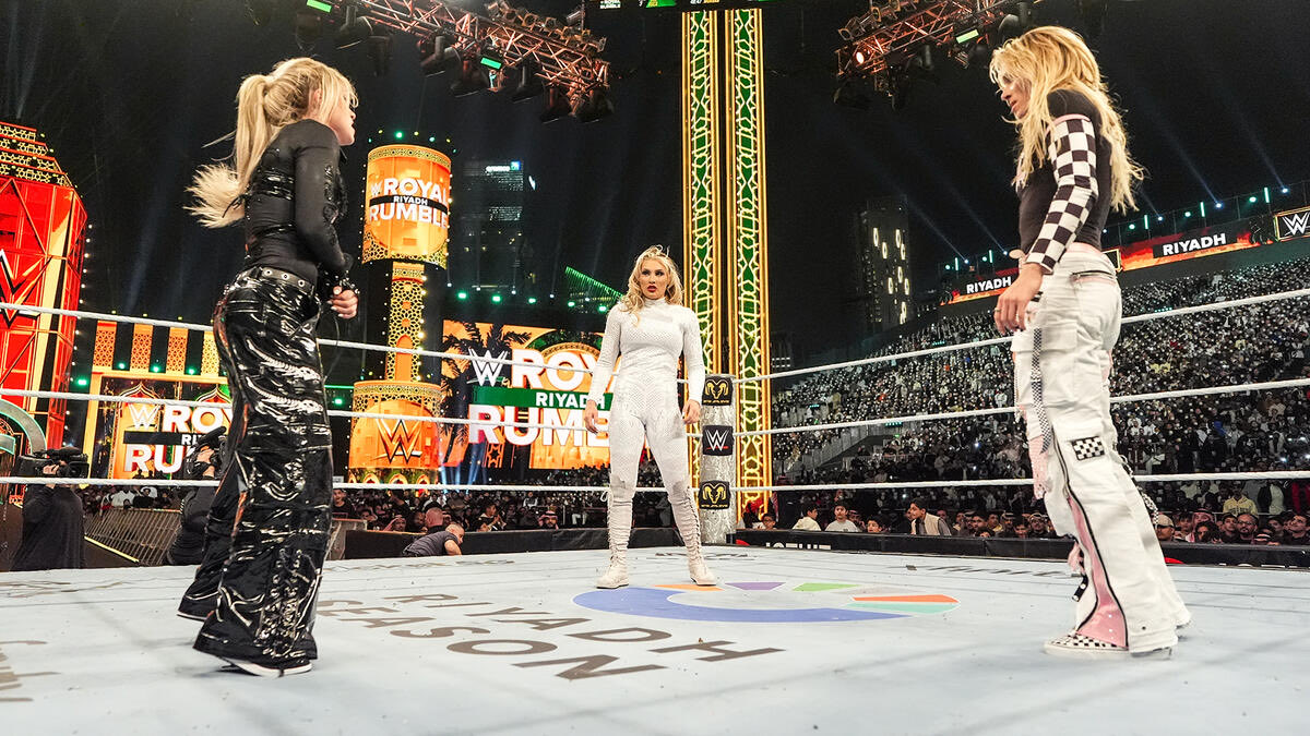 Resting rich face. 〢 NOT @tiffstrattonwwe tweet media