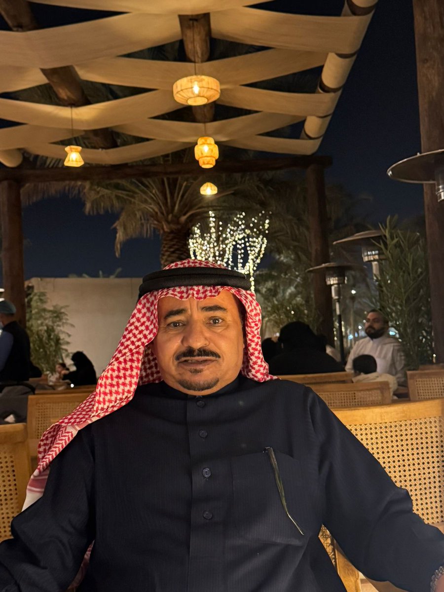 مساء الأحد ٢٠ شعبان  ١٤٤٧هـ / ٨ فبراير ٢٠٢٦م كان جميلا  مع بعض الأصدقاء في زيارة مهرجان  #قرية_النخيل في الأحساء الذي  تنظمه وزارة البيئة والمياه والزراعة ، ممثلة #بالمركز_الوطني_للنخيل_والتمور ، حيث متعة التسوق في الأجنحة المتنوعة والجلوس في المقاهي المتميزة الموجودة في القرية .