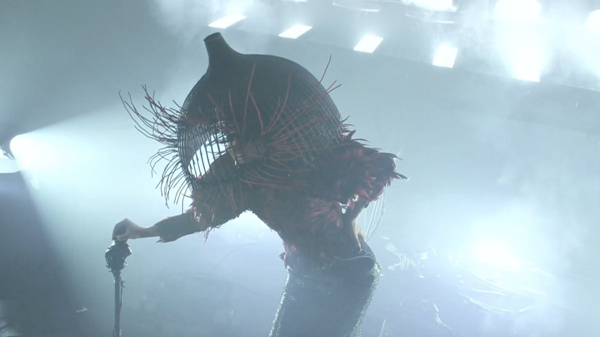 rocket_number09's tweet image. Esa amiga que no sabe decir que no