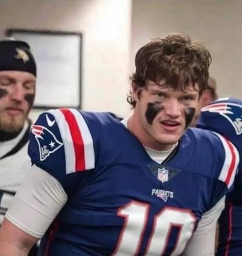 Broncos4six's tweet photo. Is this what they mean when they say Drake "Drake Maye" Maye?? https://t.co/GGbaVJxnL1