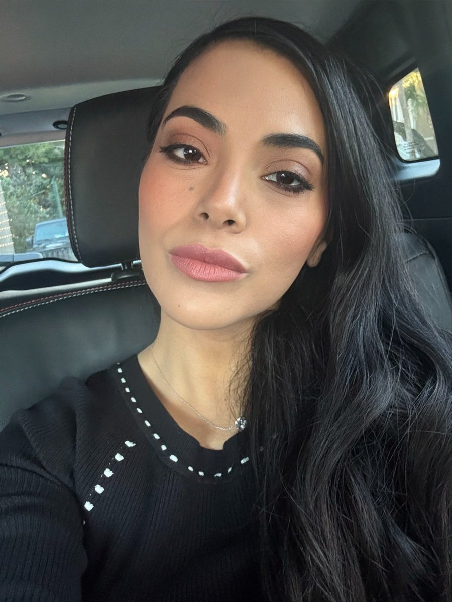 Mayra Flores tweet media