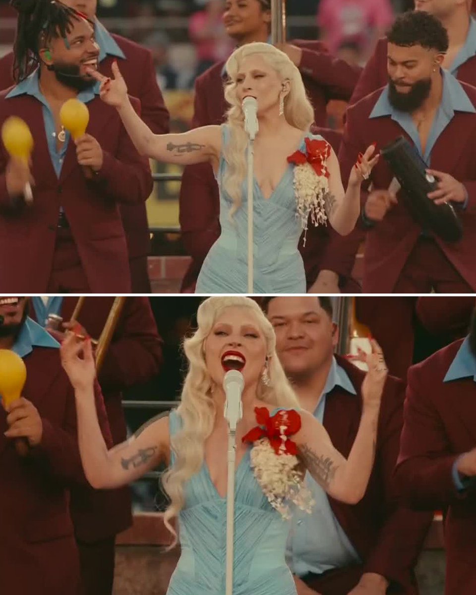 Lady Salsa? Latin Gaga?  ❤️
#SuperBowl