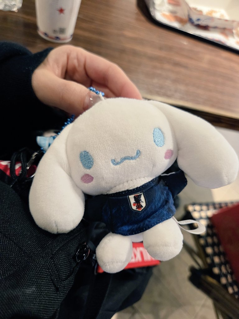 にゃろめ😼🍥 (@nyaromenia) / Posts / X