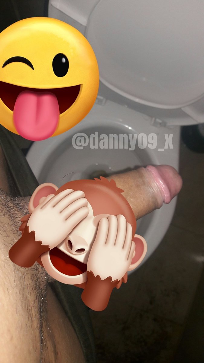 danny09_x's tweet photo. Traía muchas ganas de jalarmela 🍆💦🥵 quieres mi lechita 💦Dm https://t.co/vmnfOsqVEa