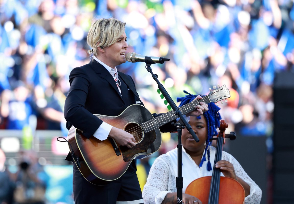 RocNation's tweet photo. Super Bowl LX Live! Experience Brandi Carlile’s performance of America the Beautiful:
https://t.co/nbVMiqfVFE  #SBLX @NFL @SNFonNBC https://t.co/v7oBj38nyv