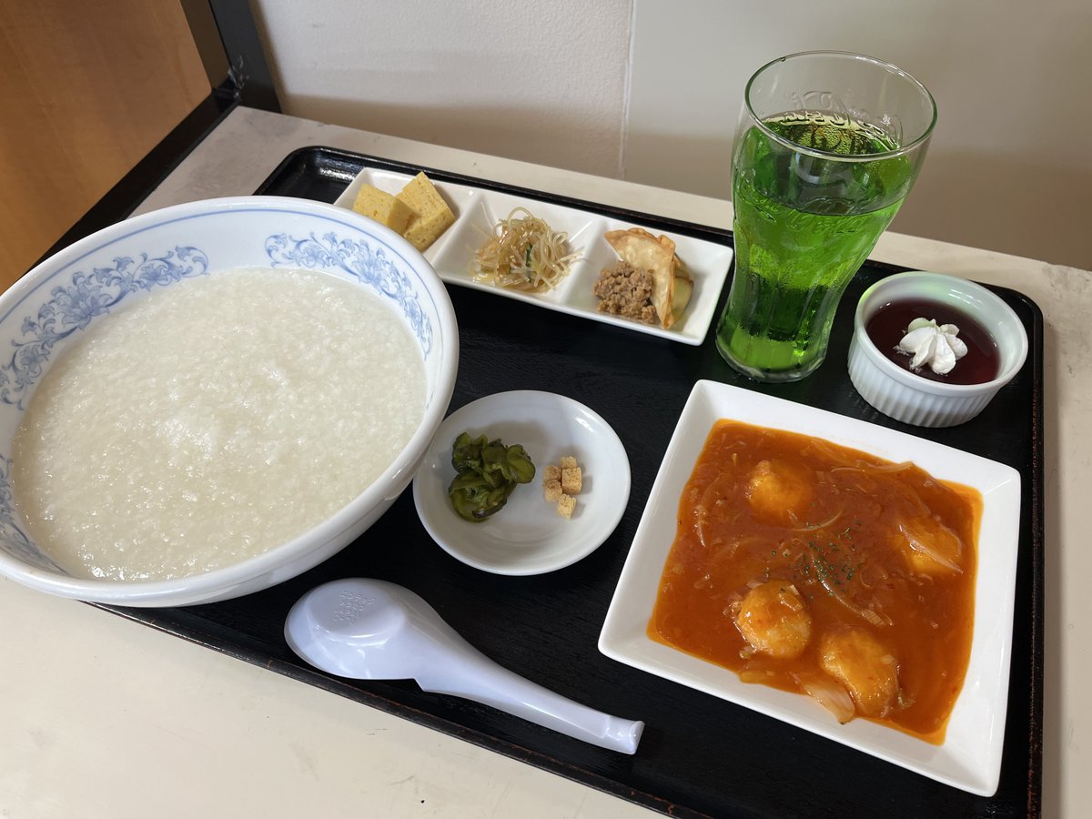 akitaya__'s tweet photo. おはようございます(๑⃙⃘ˊ꒳​ˋ๑⃙⃘)

本日の日替わりランチは
中華粥ランチセット
税込1,000円です🥢

お待ちしております✨️ https://t.co/tNGW7dPFxu