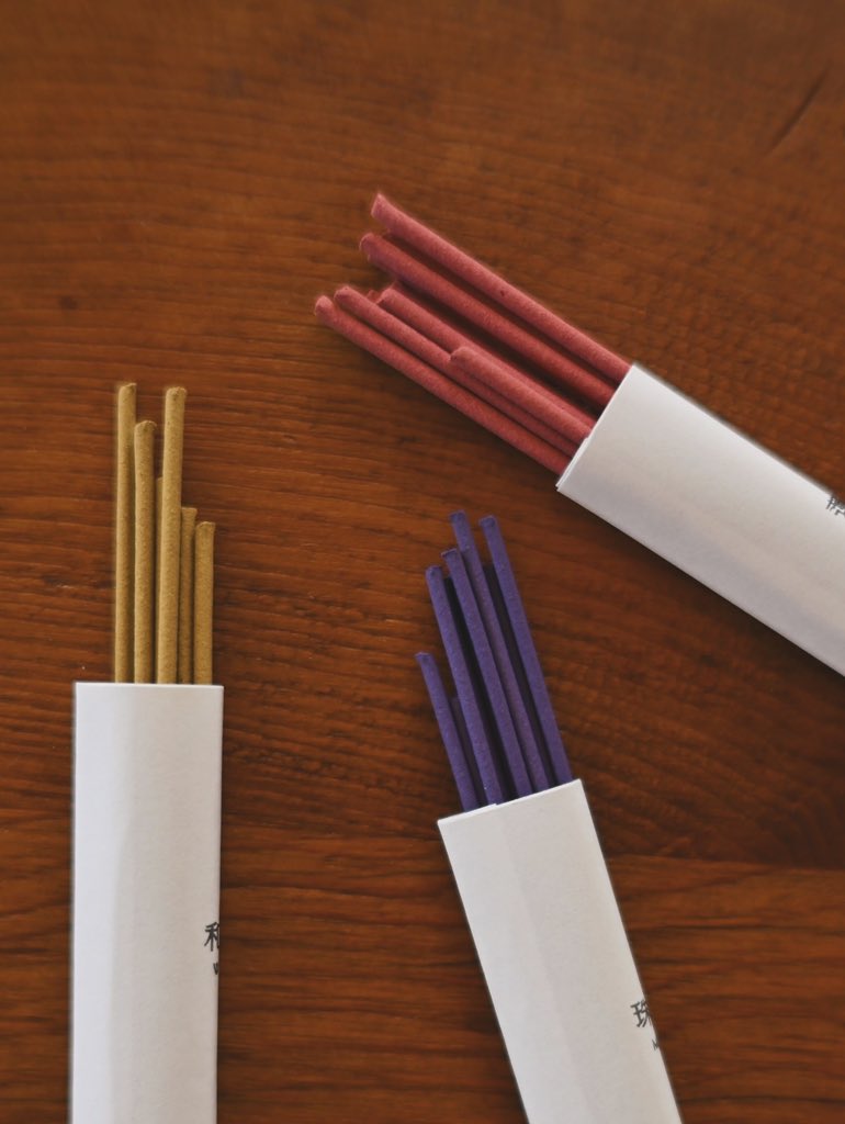 注文していたお香が届いた。合成香料を一切使用しない本物。お香の故郷である淡路島の伝統的なお香づくりを大切するお香店さんはこれからも注目したい。