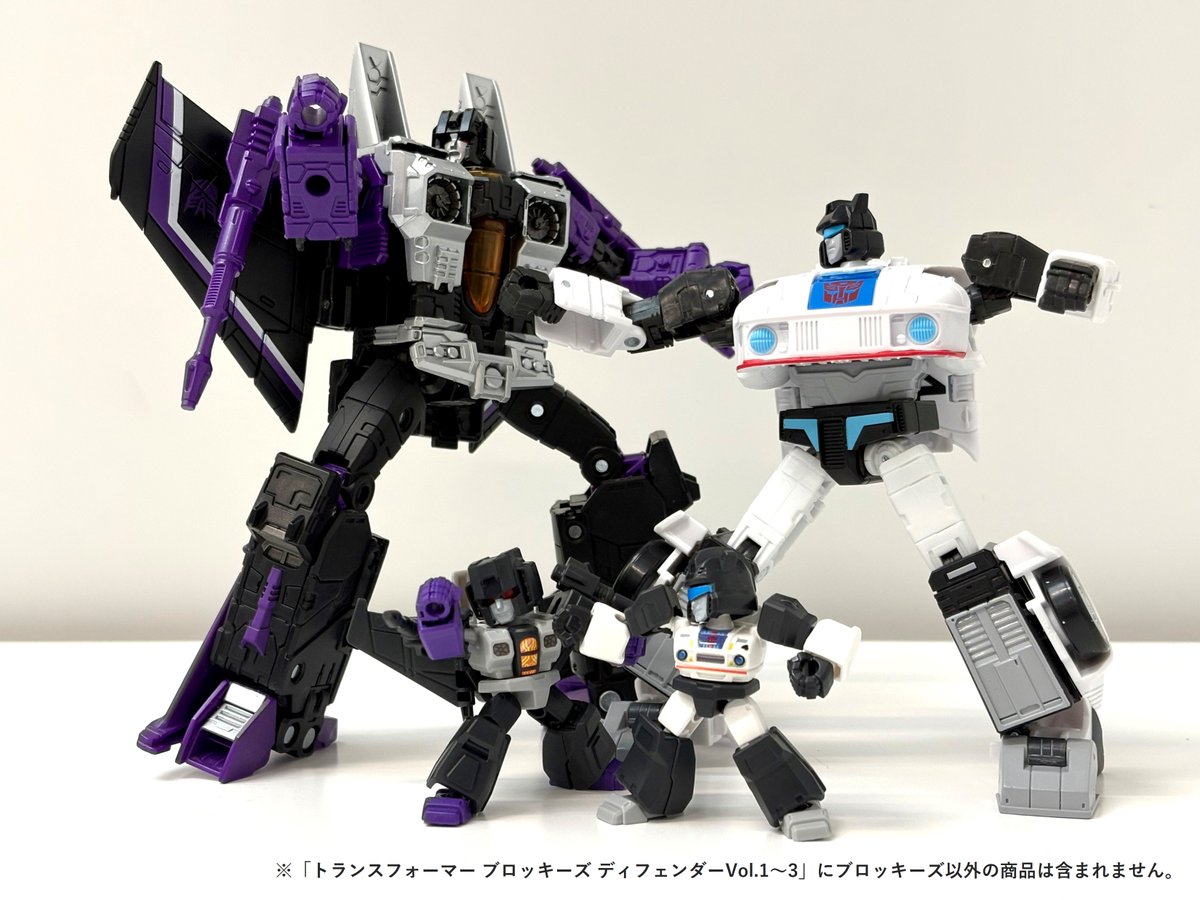 TRANSFORMERS BLOKEES Pre-Order Now