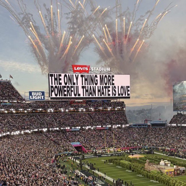 hellofromCali's tweet image. Together WE are America  🇺🇸 ❤️💙