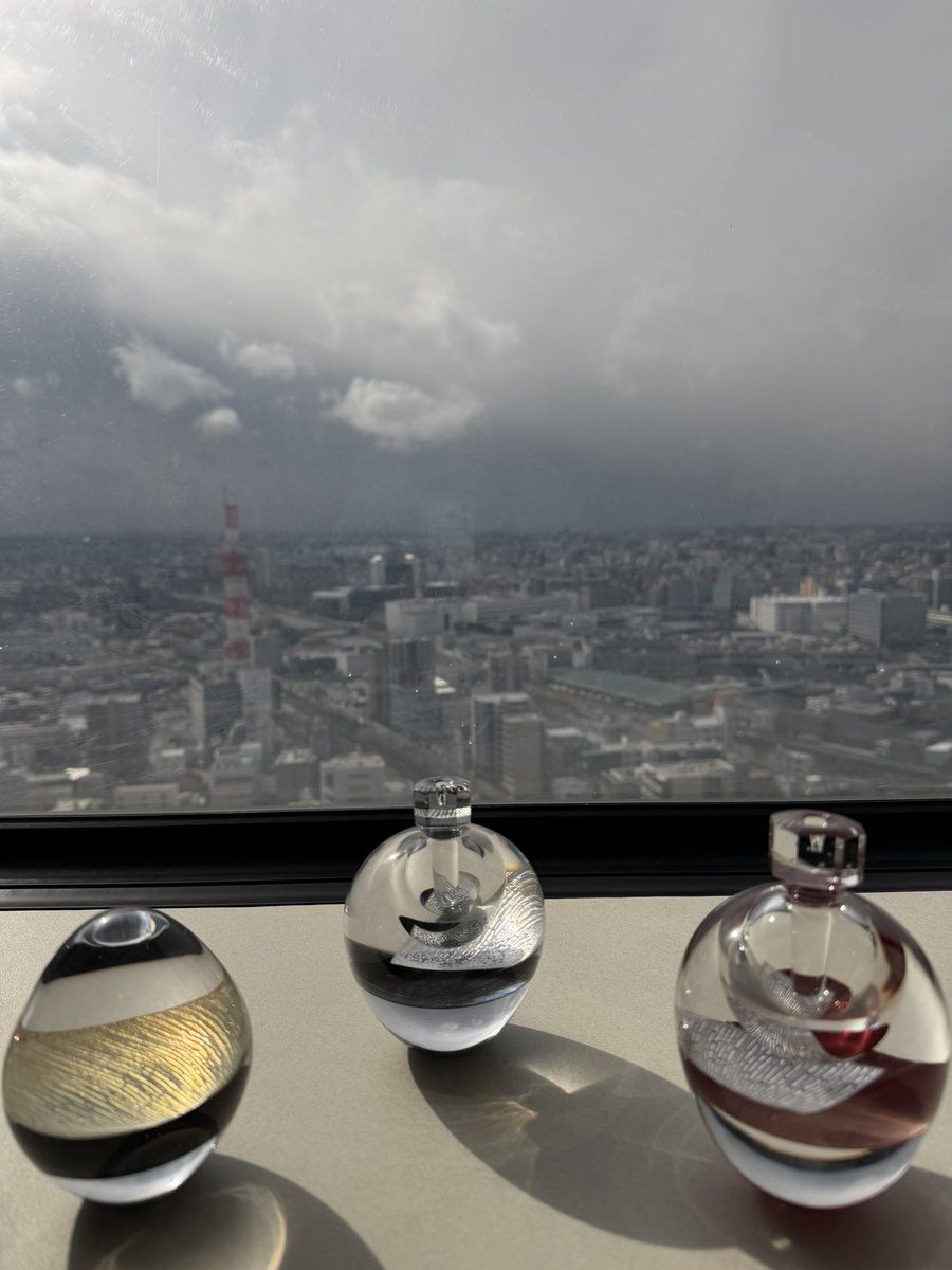 ART FAIR NAGOYA2026
<a href="/ARTFAIRNAGOYA/">ART FAIR NAGOYA</a>
閉幕いたしました。
事務局の皆さま、スタッフの皆さま、お越しくださった皆さま、誠にありがとうございました。
出展くださった作家の皆さまにも、あらためて感謝いたします。作品制作に、在廊、搬入出とご協力いただき、ありがとうございました。