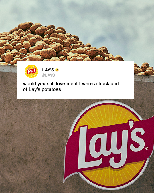 LAY'S tweet media