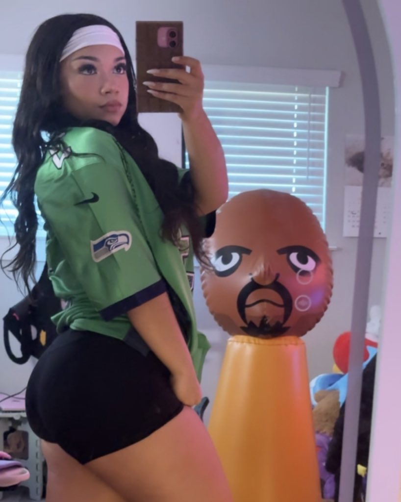 MARI⭐️ tweet media