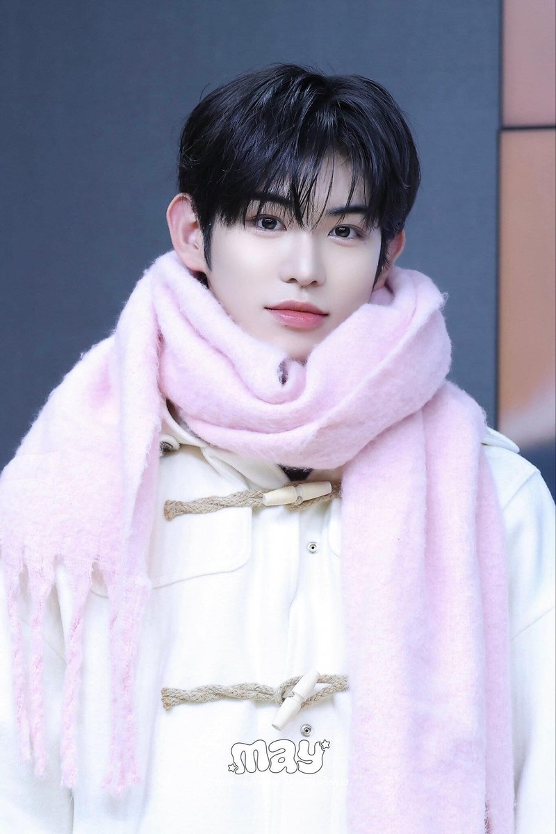 IdolRecommend's tweet photo. IDOL RECOMMEND🌟- CHOI MINJE (최민제）

☆ Nationality: Korean 🇰🇷 &amp; New Zealander 🇳🇿
☆ Birthday: 2006.05.12
☆ Height: 185cm
☆ Special Skills: Double Dutch jump rope, beautiful handwriting, English
☆ Hobbies: Basketball, watching movies
☆ Group: #KickFlip 
☆ Company: JYPE https://t.co/JAwJSNg4SV