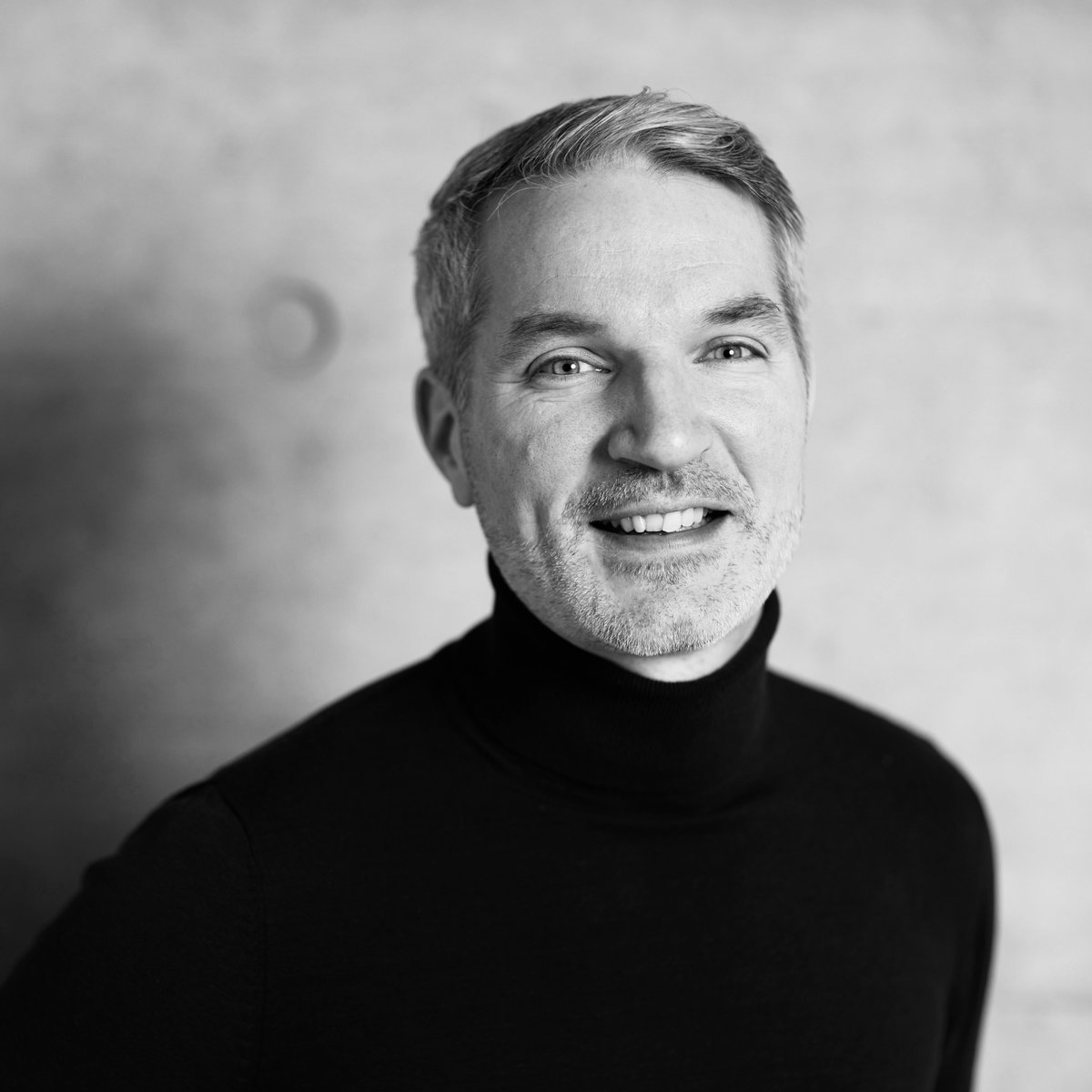 henninghermes's tweet image. 📢 Very excited to be selected for a Kickstart Fund (50 TEUR) by the Joachim Herz Stiftung 🎉

With this support, my team and I will further develop a digital mentoring platform 🙏🚀

#TechForGood #EducationalInnovation #Mentoring