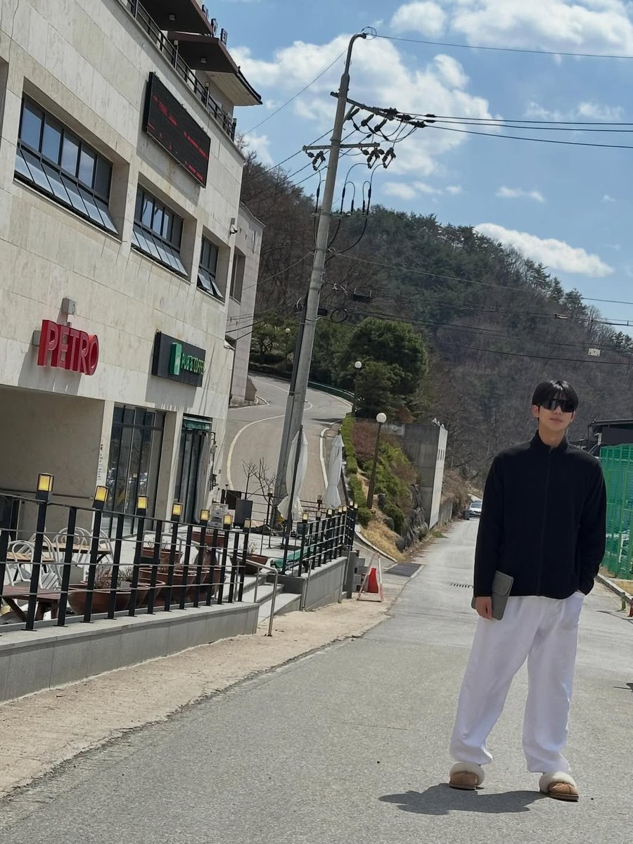jjangya_'s tweet photo. 졸귀  미쳨ㅋㅋ😁🧎‍♂️‍➡️💕🎶 https://t.co/gTdxCP2zyl