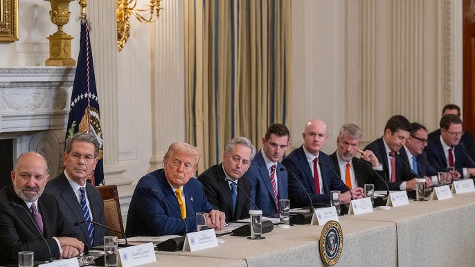 💥BREAKING:

RIPPLE TO ATTEND 🇺🇸 WHITE HOUSE STABLECOIN TALKS WITH BANK + CRYPTO LEADERS ON FEB 10.

THIS IS HUGE!