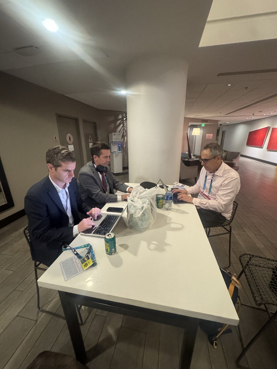 BKDenverSports's tweet image. An annual tradition unlike any other…
@AlbertBreer @MikeSilver &amp;amp; @Jeff_McLane crafting pieces well into the wee hours of the morning. 
Not pictured: Seahawks After Party, 45-Miles away!
Soon they will earn their beers Jeff procured, when they hit send! #Grinding 
#SBLX