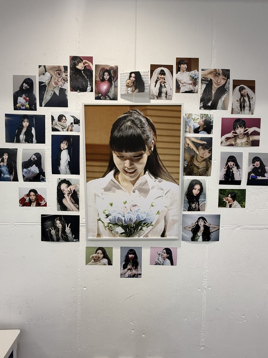 #CHUNGHA
#청하랑하트랑_하트해
생일카페 너무 예뻐요~~!! 💙💙
하트해🫶🥹