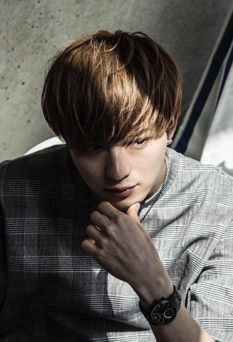 早く街が虹色に染まればいいのに！
今回もまた選挙のあとにため息、
写真は無関係です。