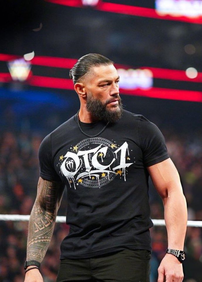 _RomansLegacy's tweet photo. Have a great week ahead my Tribal Chief @WWERomanReigns ♥️ https://t.co/Zzl0BuQycE