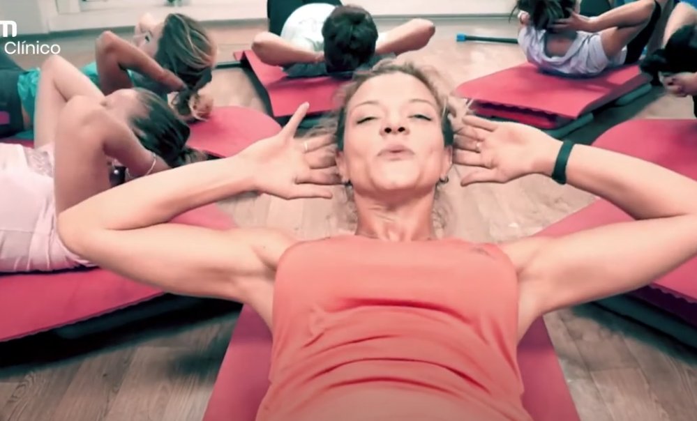 ¡Muévete! Cualquier movimiento que active los músculos y requiera energía es esencial para mejorar la salud y prevenir enfermedades. En el <a href="/Equipo_Clinico/">Equipo Clínico Atam</a> de ATAM te hablamos de los innumerables beneficios de la #actividadfísica. No busques excusas 👇

i.mtr.cool/fqwndfcmve