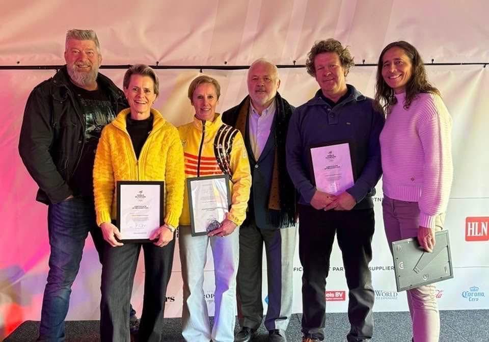 30 jaar later! 😍 5 van de 6 medaillewinnaars van Atlanta 1996 🥇🥇🥈🥈🥉🥉, gisteren reünie van de Olympians @ Middelkerke. Voor de gelegenheid heeft Jean Marie Dedecker de plaats van Fredje Deburghgraeve ingenomen. 🤪